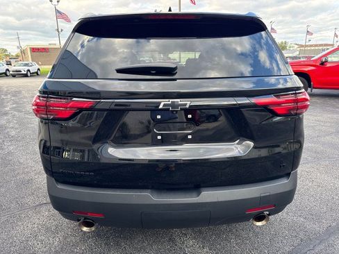 Used 2023 Chevrolet Traverse LT FWD image 4