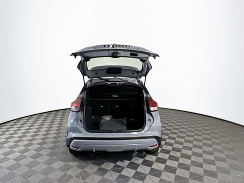 Used 2024 Nissan Kicks SR w/ SR Premium Package image 26