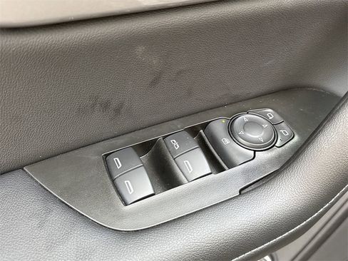 Used 2024 Chevrolet Blazer LT image 21