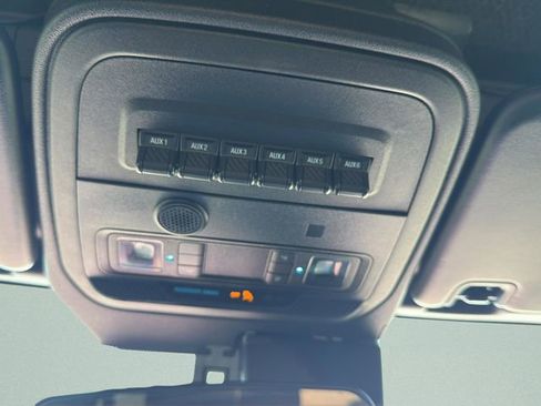 Used 2021 Ford Bronco Badlands image 26