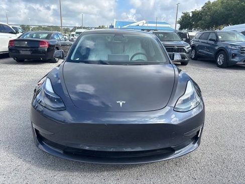 Used 2022 Tesla Model 3 RWD image 2