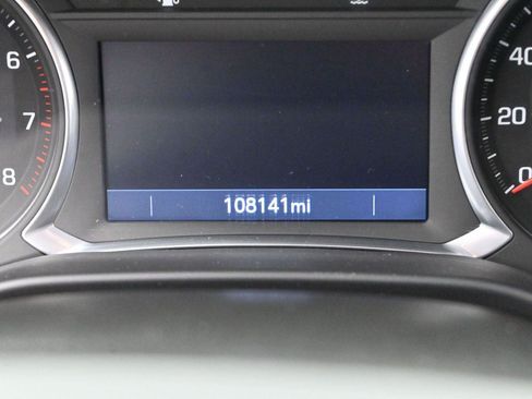 Used 2020 GMC Acadia SLT FWD image 22