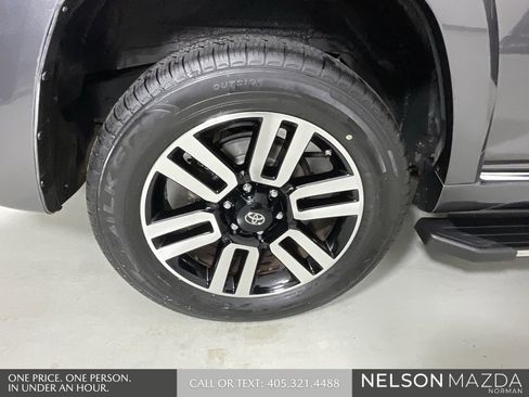 Used 2015 Toyota 4Runner Limited image 10