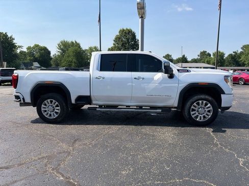 Used 2023 GMC Sierra 2500 Denali w/ Denali Ultimate Package AWD/4WD image 11
