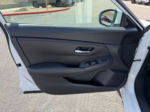 Used 2024 Nissan Sentra SV FWD image 19