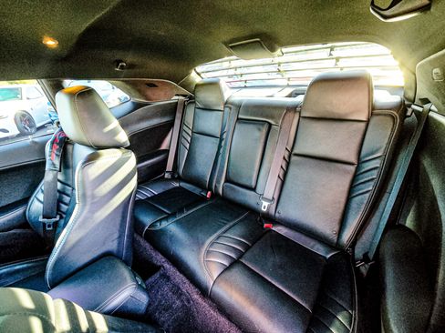 Used 2019 Dodge Challenger SRT Hellcat Redeye image 12