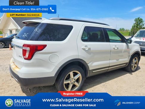 Used 2016 Ford Explorer XLT w/ Equipment Group 202A AWD/4WD image 4