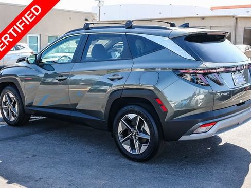 Certified 2025 Hyundai Tucson SEL AWD/4WD image 4