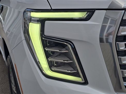 New 2026 GMC Yukon Denali w/ Sun & Power Step Package image 10