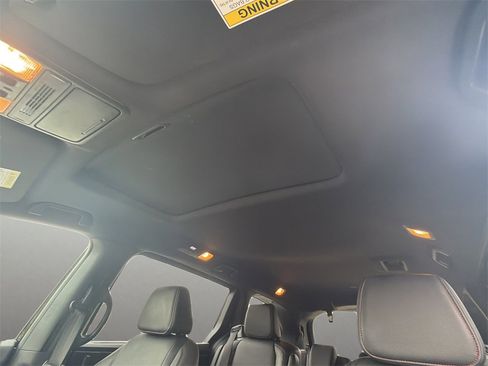 Used 2025 Honda Odyssey Sport-L image 41