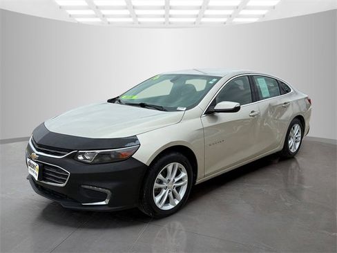 Used 2016 Chevrolet Malibu LT image 8