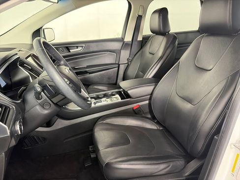 Certified 2020 Ford Edge Titanium w/ Equipment Group 301A AWD/4WD image 11
