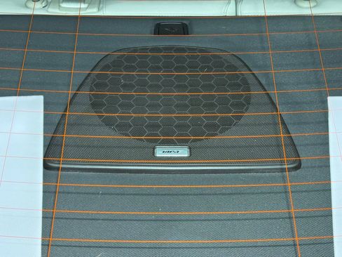 Used 2013 Cadillac XTS Luxury image 30