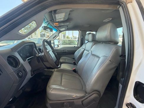 Used 2016 Ford F250 XL w/ Power Equipment Group image 6