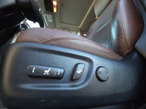 Used 2019 Toyota 4Runner Limited image 21