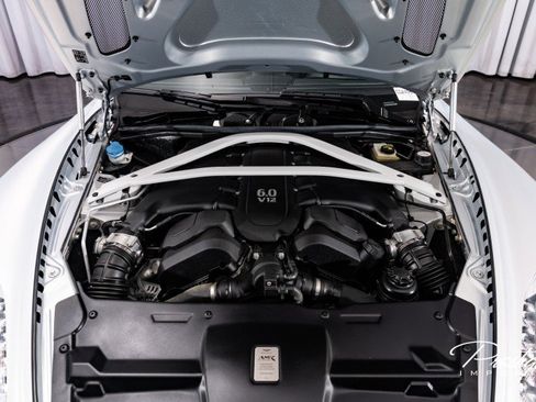 Used 2019 Aston Martin Rapide AMR image 12