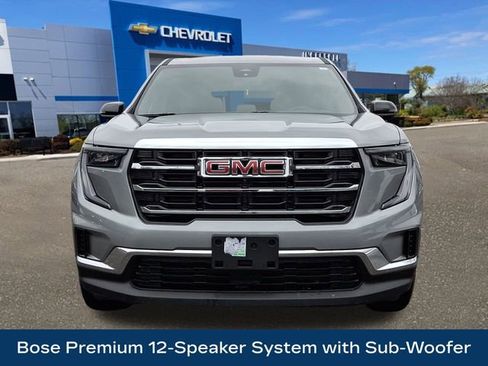 Used 2025 GMC Acadia Elevation image 3