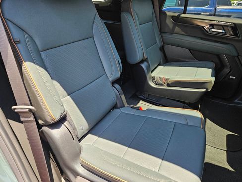 New 2026 GMC Yukon AT4 w/ AT4 Premium Plus Package AWD/4WD image 31