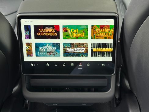Used 2026 Tesla Model Y 2WD image 36