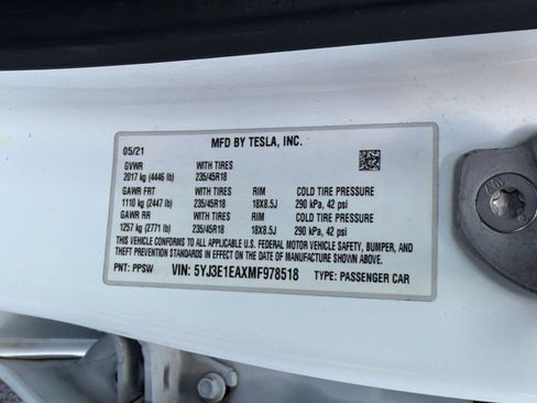 Used 2021 Tesla Model 3 Standard Range Plus RWD image 25