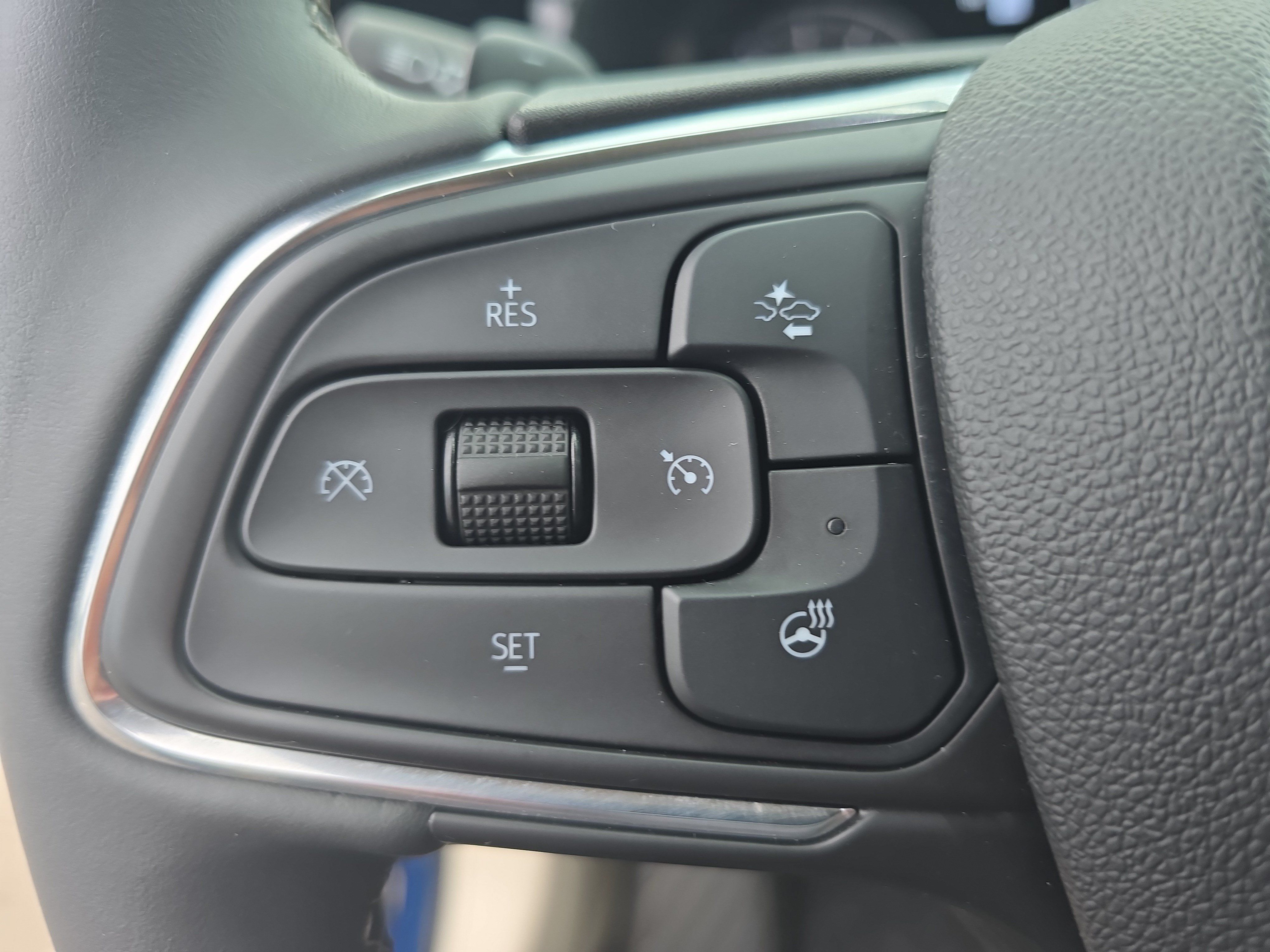 Used 2023 Buick Envision Avenir FWD image 16