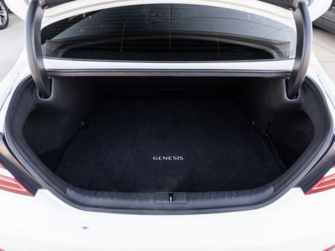 Used 2023 Genesis G70 2.0T image 34