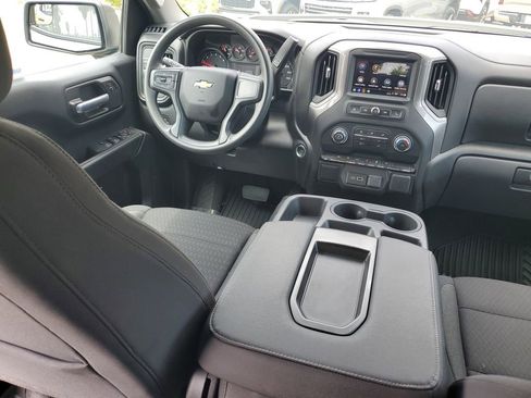 Used 2026 Chevrolet Silverado 1500 Custom w/ Turbomax Blackout Package RWD image 12