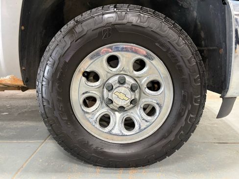 Used 2013 Chevrolet Silverado 1500 LS AWD/4WD image 9