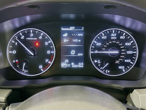 Used 2024 Subaru Crosstrek 2.0i Premium image 19