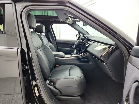 New 2026 Land Rover Range Rover Sport Dynamic SE AWD/4WD image 18