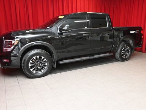 Used 2022 Nissan Titan PRO-4X w/ Pro-4x Convenience Package image 1