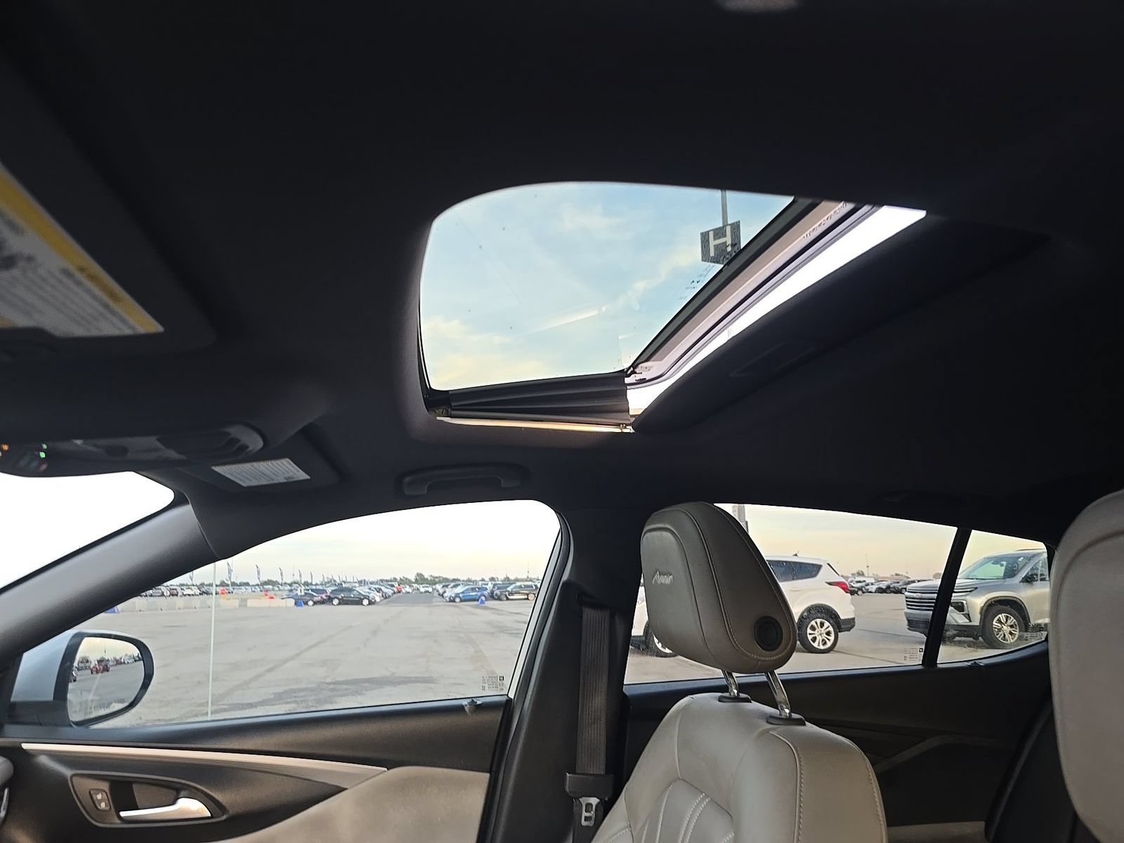 Used 2024 Buick Envista Avenir FWD image 9