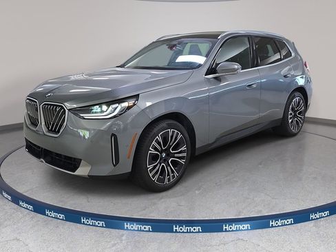 Used 2025 BMW X3 xDrive30i w/ Premium Package AWD/4WD image 1