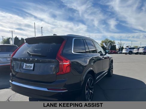 Used 2024 Volvo XC90 B5 Plus image 5