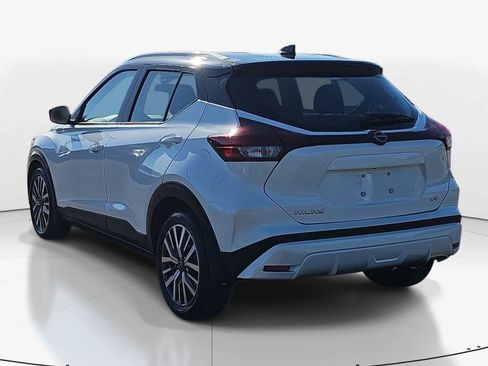 Used 2024 Nissan Kicks SV image 5