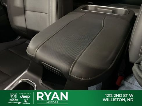 Used 2023 Chevrolet Silverado 1500 LTZ AWD/4WD image 24