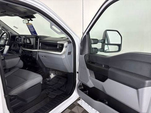 Certified 2023 Ford F350 XL image 33