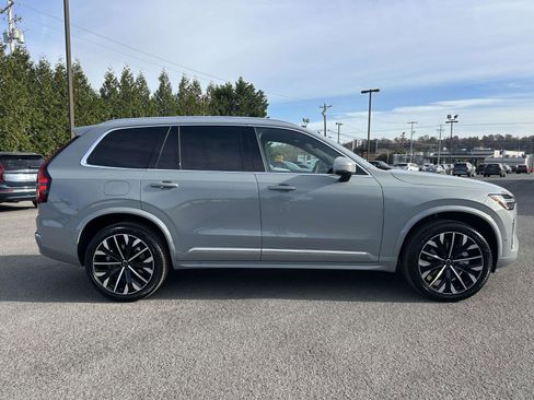 New 2026 Volvo XC90 B6 Plus w/ Protection Package Premier image 2
