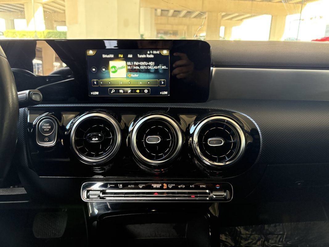 Used 2020 Mercedes-Benz A 220 image 14