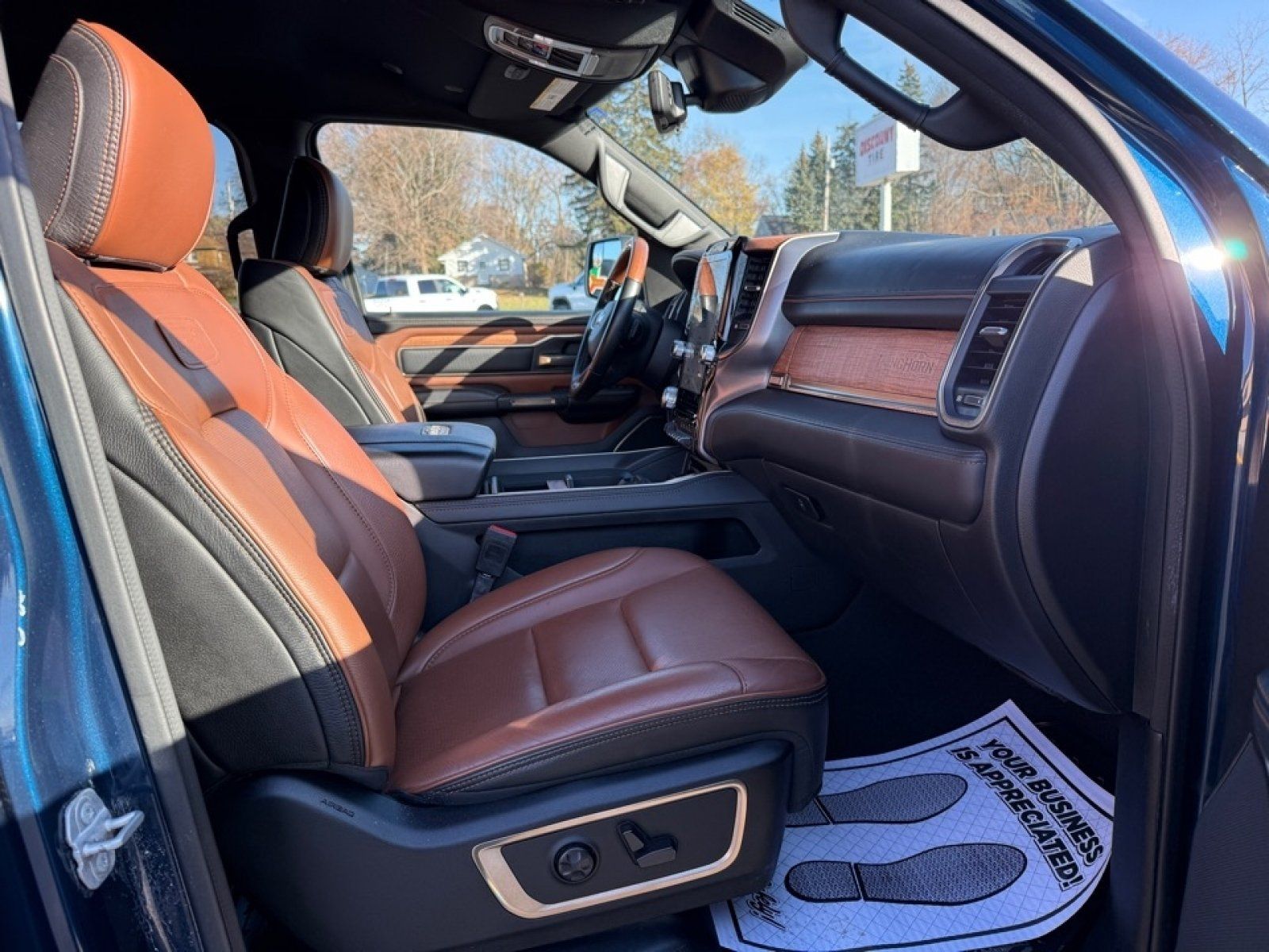 Used 2022 RAM 1500 Limited AWD/4WD image 20