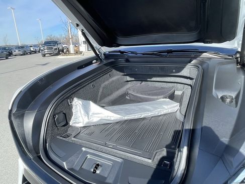 Used 2025 Cadillac Escalade IQ Sport 1 image 30