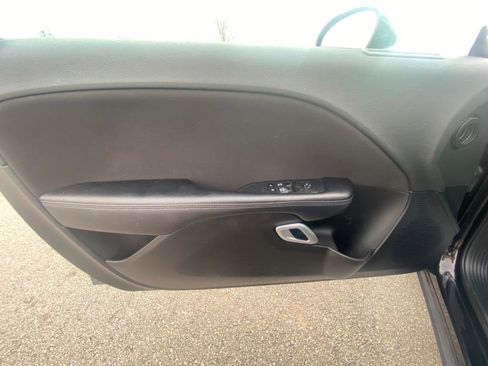 Used 2022 Dodge Challenger GT image 9