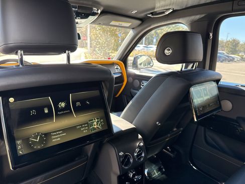 Used 2022 Rolls-Royce Cullinan image 13