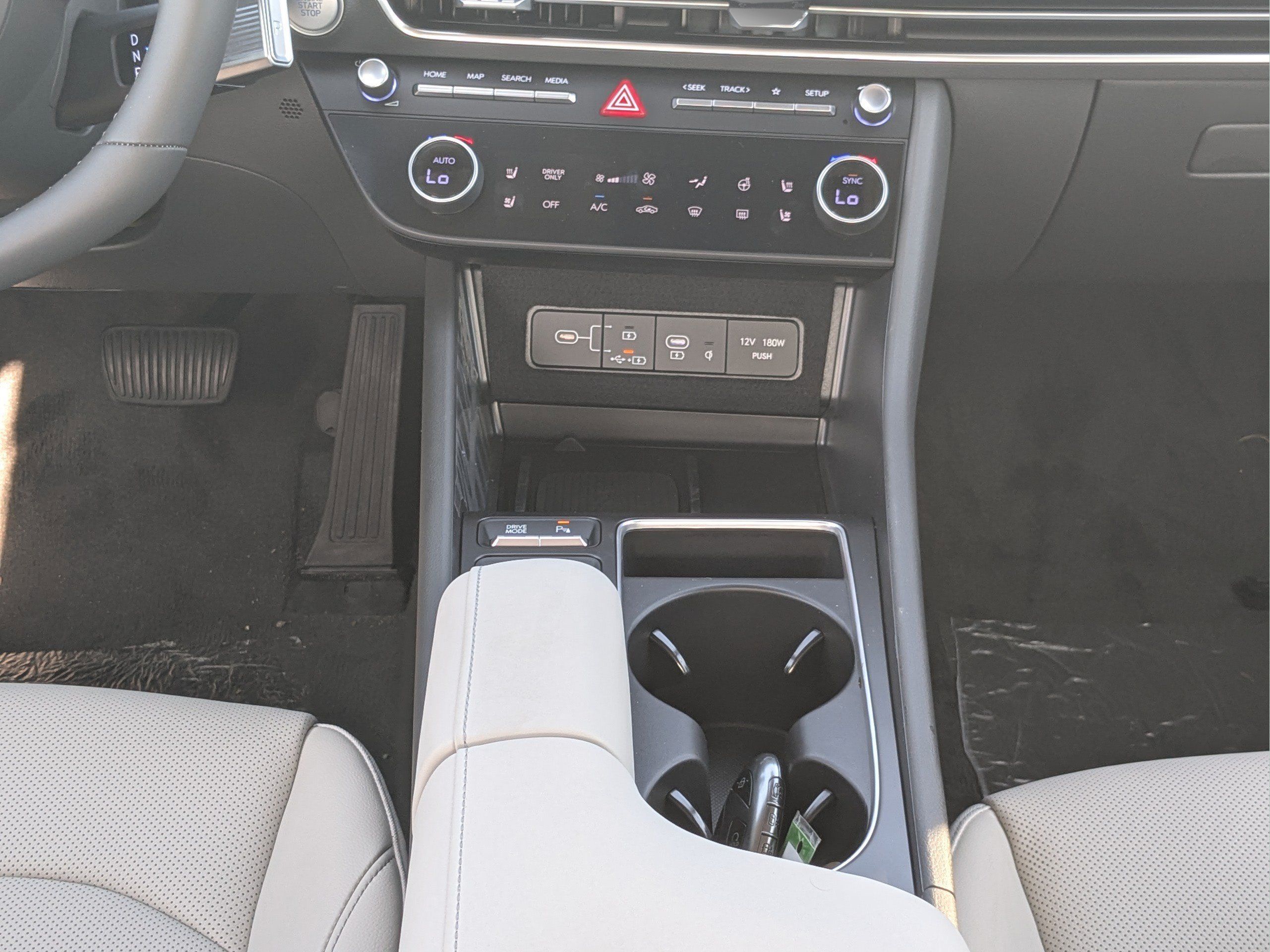 New 2026 Hyundai Sonata Limited FWD image 18