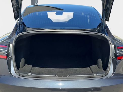Used 2018 Tesla Model 3 Long Range RWD image 14