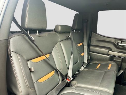 Used 2021 GMC Sierra 1500 AT4 image 26