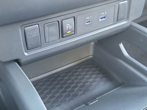 New 2026 Nissan Frontier SV w/ Tow Package image 10