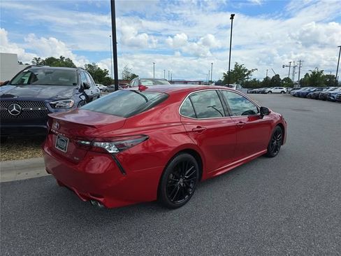 Used 2023 Toyota Camry XSE FWD image 3