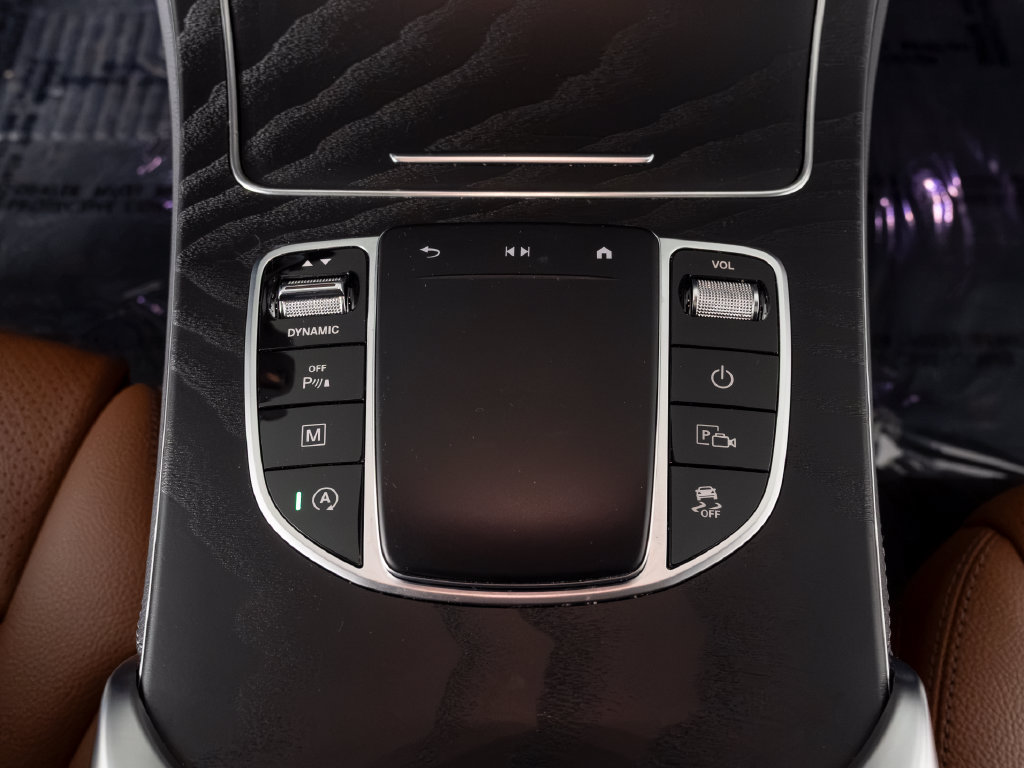 Used 2020 Mercedes-Benz GLC 300 4MATIC Coupe image 26