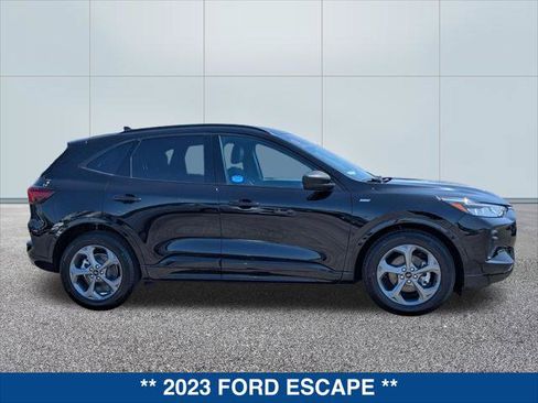 Certified 2023 Ford Escape ST-Line w/ Equipment Group 301A FWD image 6